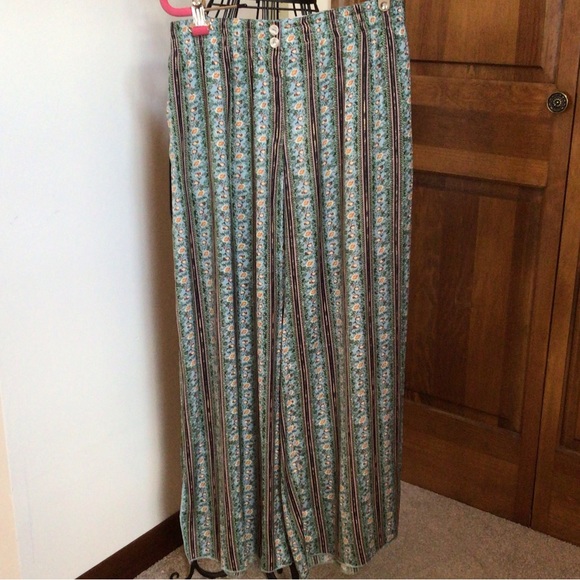 Take Your Tie Off Sage Green Multi Print Wide-Leg Pants, XS - Picture 2 of 9
